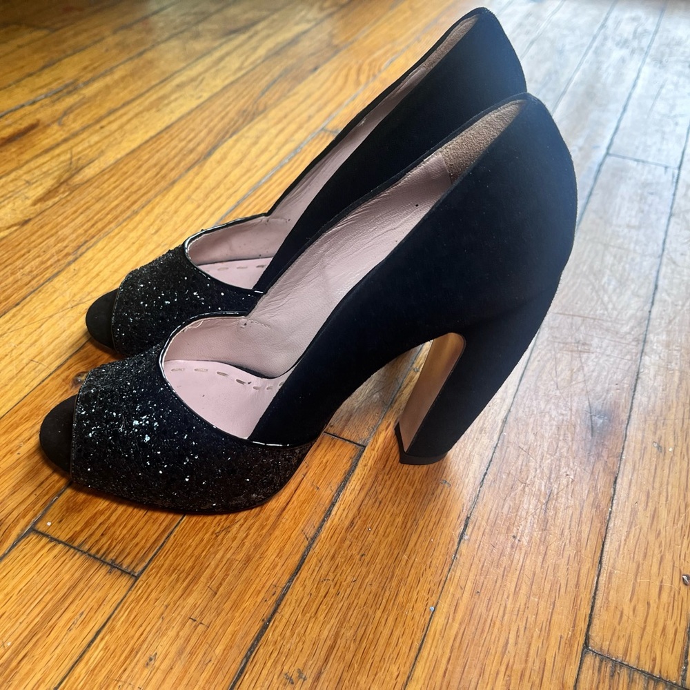 Miu Miu  black open toe glitter pump  Sz40
